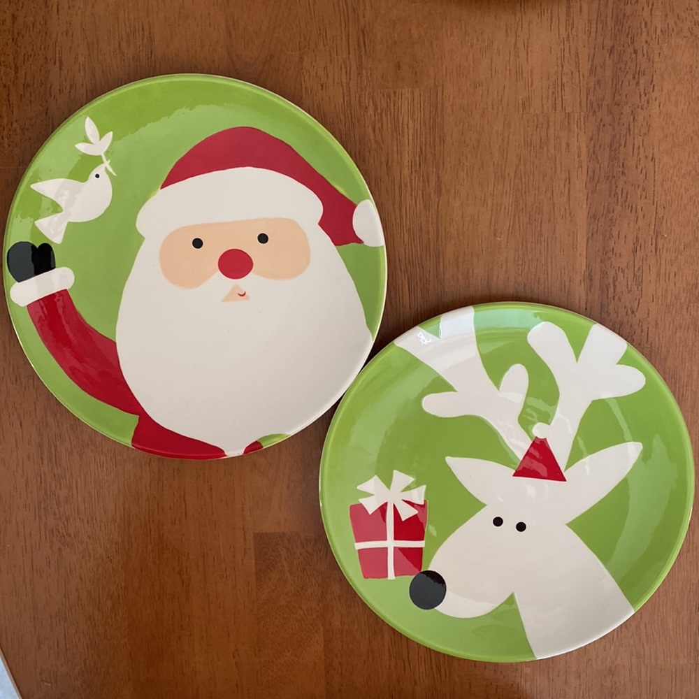 Cracker Barrel Mingle and Jingle Santa and Reindeer Set of 6 Plates